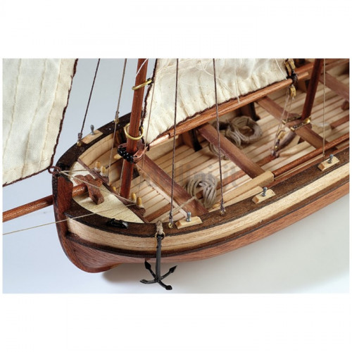 HMS Endeavour's Captain Longboat 1:50