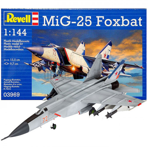 MiG-25 Foxbat 1:144