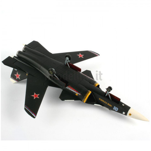 Suchoj S-37 Berkut 1:144