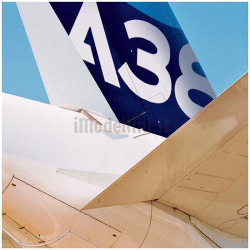 Airbus A380 New Livery 1:144
