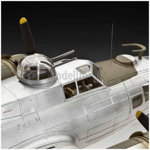 B-17G Flying Fortress 1:72