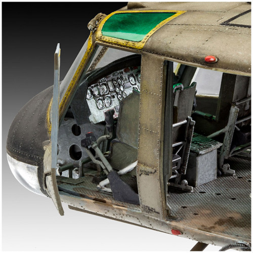 Elicottero Bell UH-1C 1:35