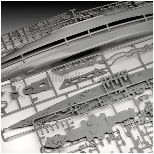 Incrociatore Scharnhorst 1:570