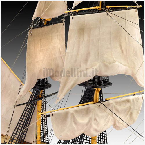 Vascello HMS Victory Battle of Trafalgar Gift Set 1:225