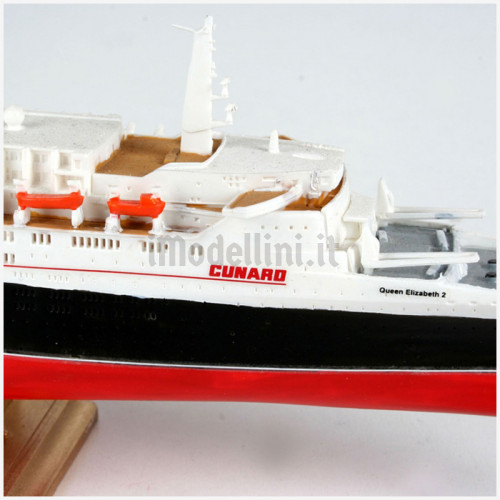 Transatlantico Queen Elizabeth 2 1:1200