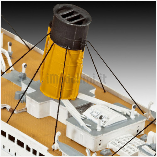 Transatlantico RMS Titanic 1:700