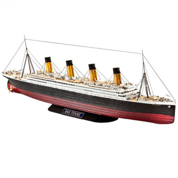 Transatlantico RMS Titanic 1:700