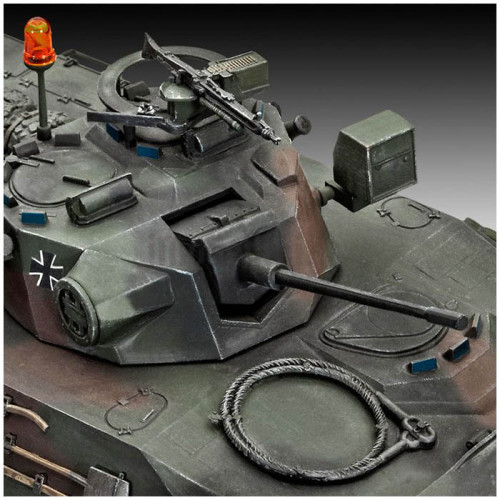 Veicolo militare blindato SpPz 2 Luchs A1/A2 1:35