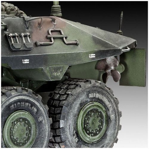 Veicolo militare blindato SpPz 2 Luchs A1/A2 1:35