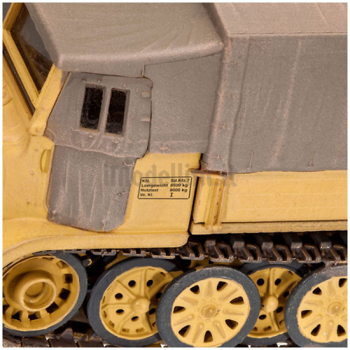 Semicingolato tedesco Sd.Kfz. 7 Late 1:72