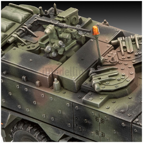 Veicolo corazzato GTK Boxer Command Post NL 1:72