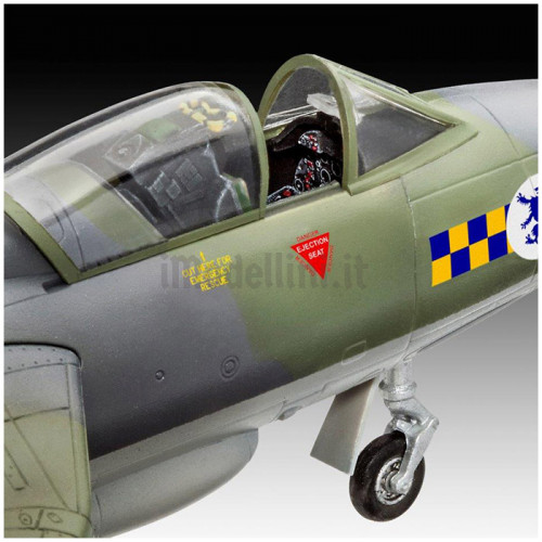 Model Set 100 Years RAF: Hawker Hunter FGA 1:72