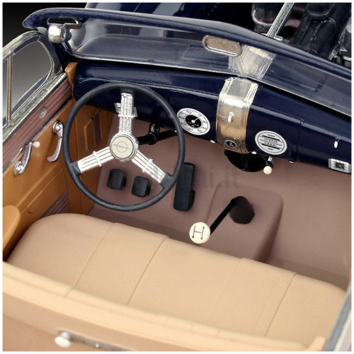 Luxury Class Car Admiral Saloon 1:24