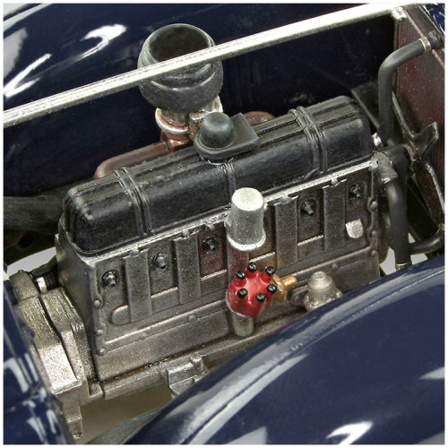 Luxury Class Car Admiral Saloon 1:24