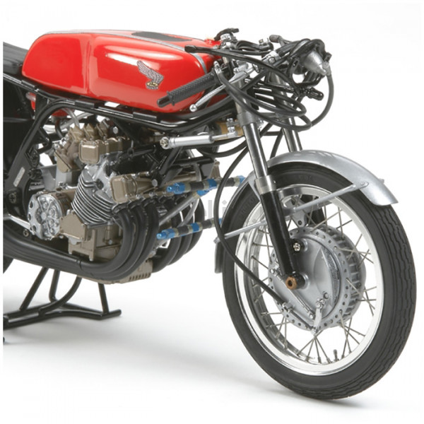 Tamiya 14113 – Maquette Honda RC166 GP Racer à L'échelle 1:12 – Kit De Précision Pour Passionnés De Motos