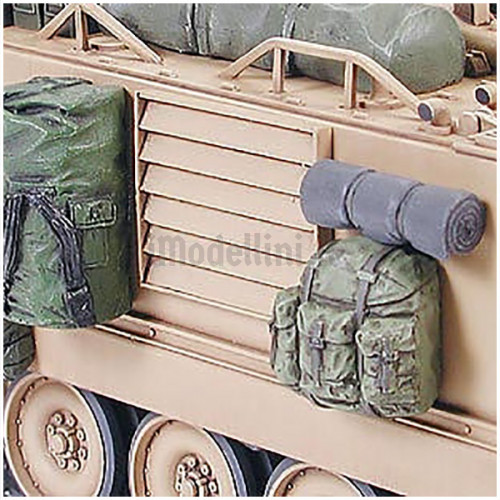Veicolo da Trasporto Truppe U.S. M113 A2 Desert Version 1:35