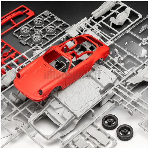 Porsche 911 Carrera 3.2 G-Model Targa 1:24