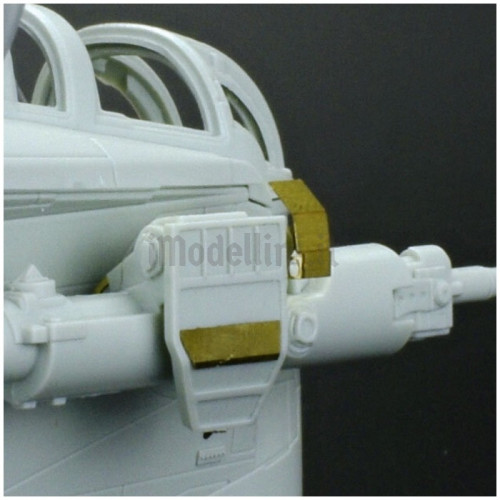 The Mandalorian: Razor Crest Platinum Edition 1:72